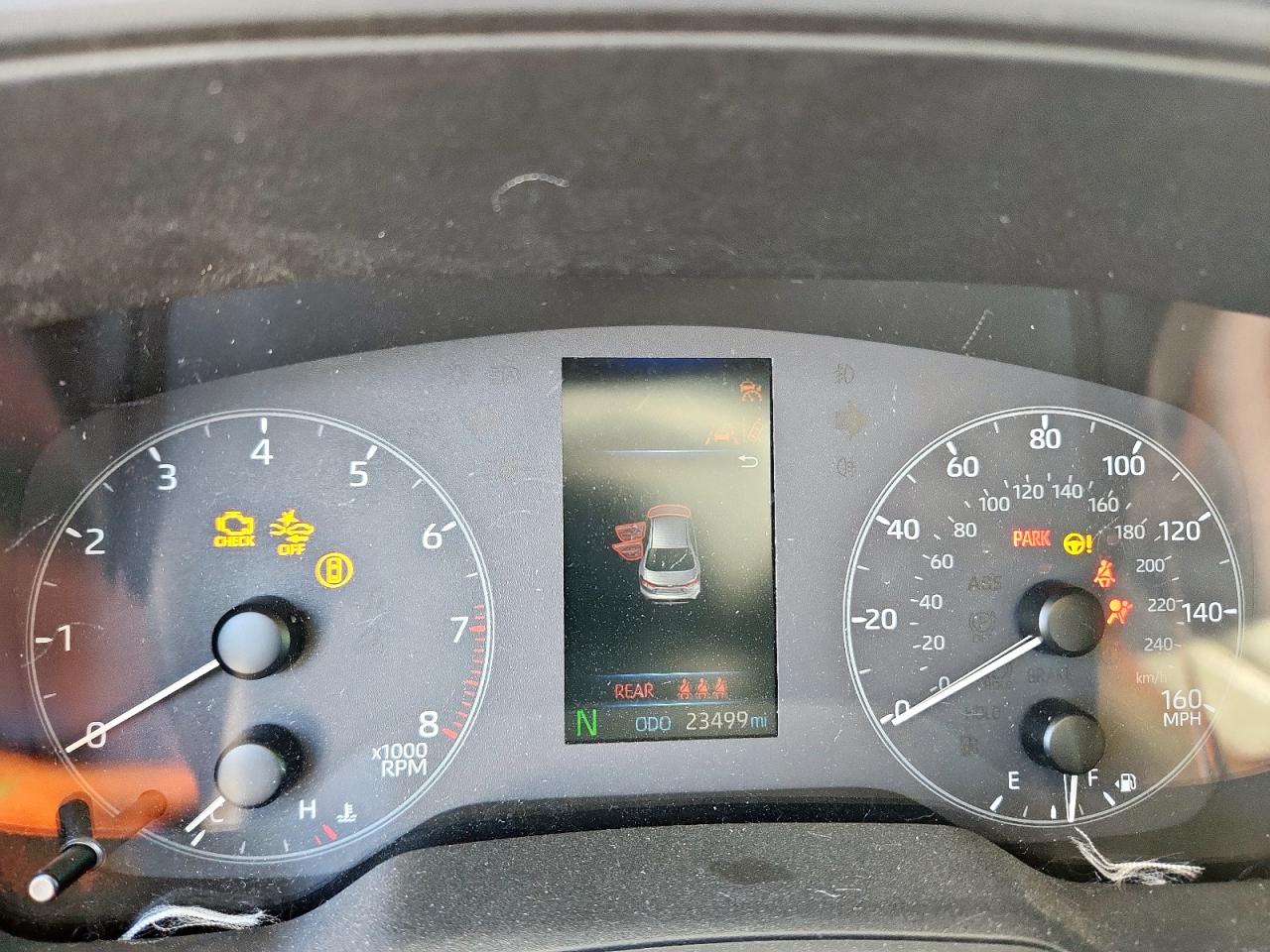 Toyota Corolla Le Image 5