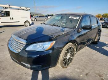  Salvage Chrysler 200