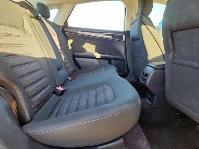 Ford Fusion Se Hybrid Image 3