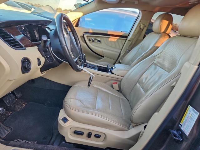 Ford Taurus Limited Image 12