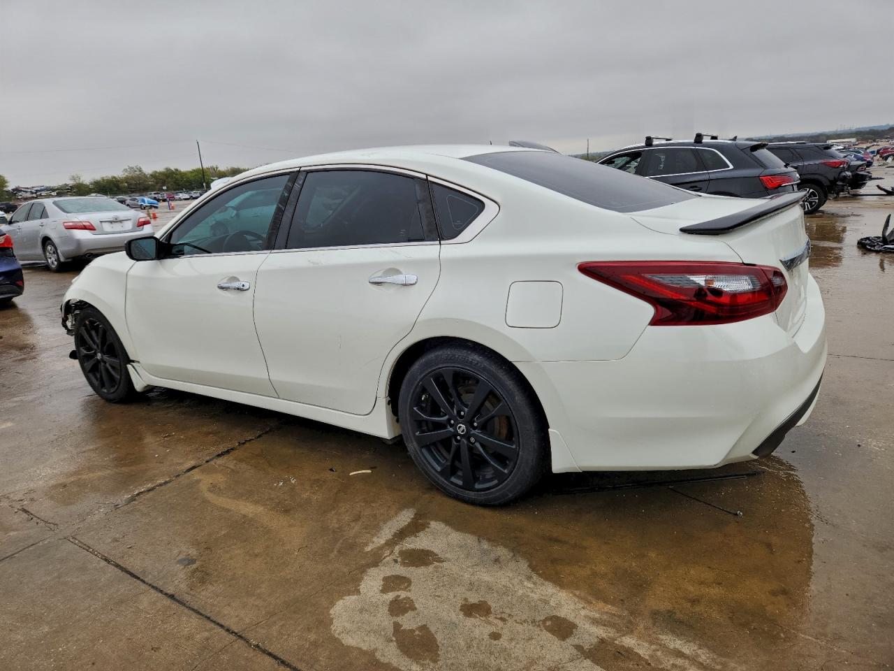 Nissan Altima 2.5 Image 12