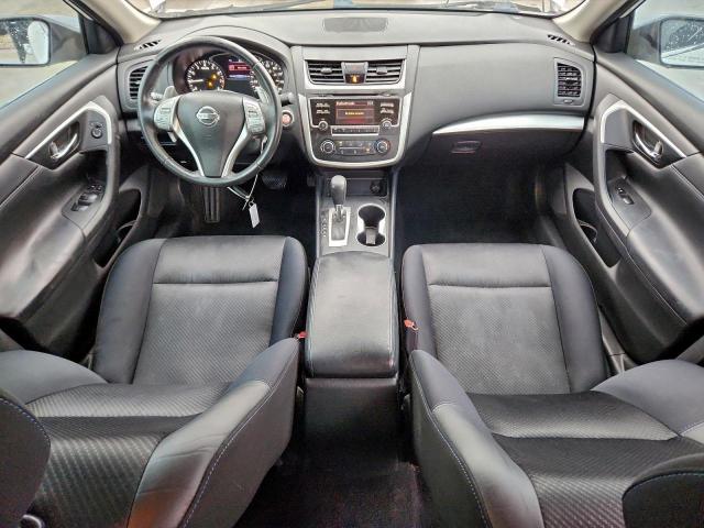 Nissan Altima 2.5 Image 5