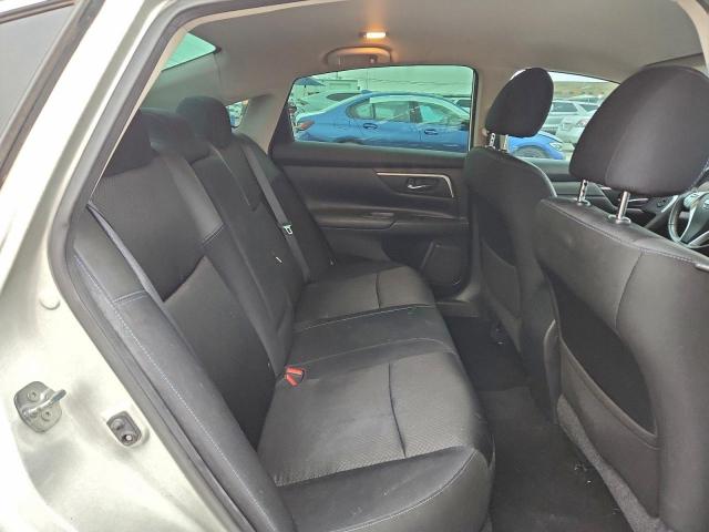 Nissan Altima 2.5 Image 3