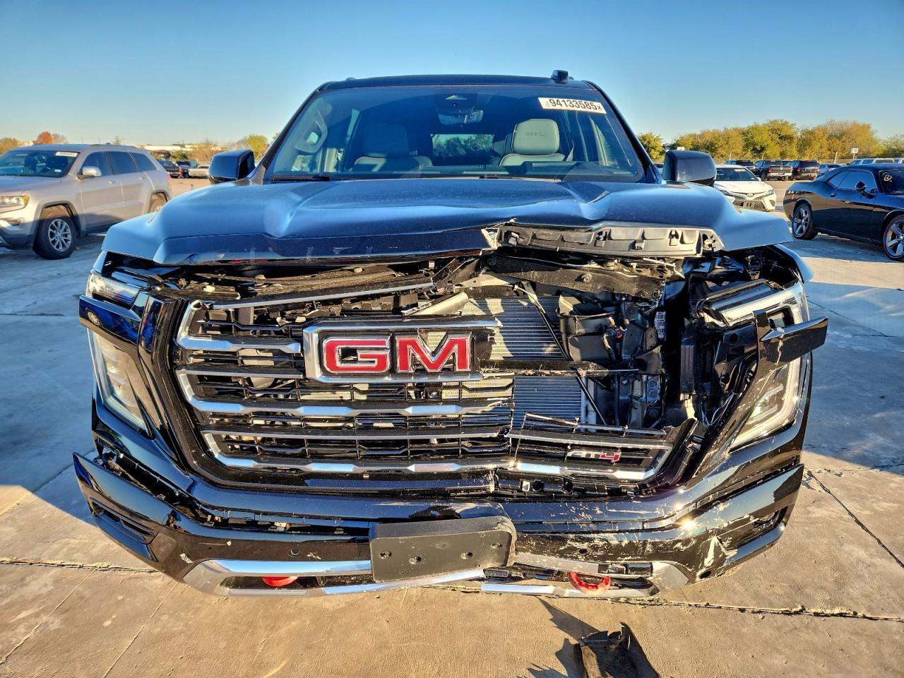 GMC Yukon At4 Image 11