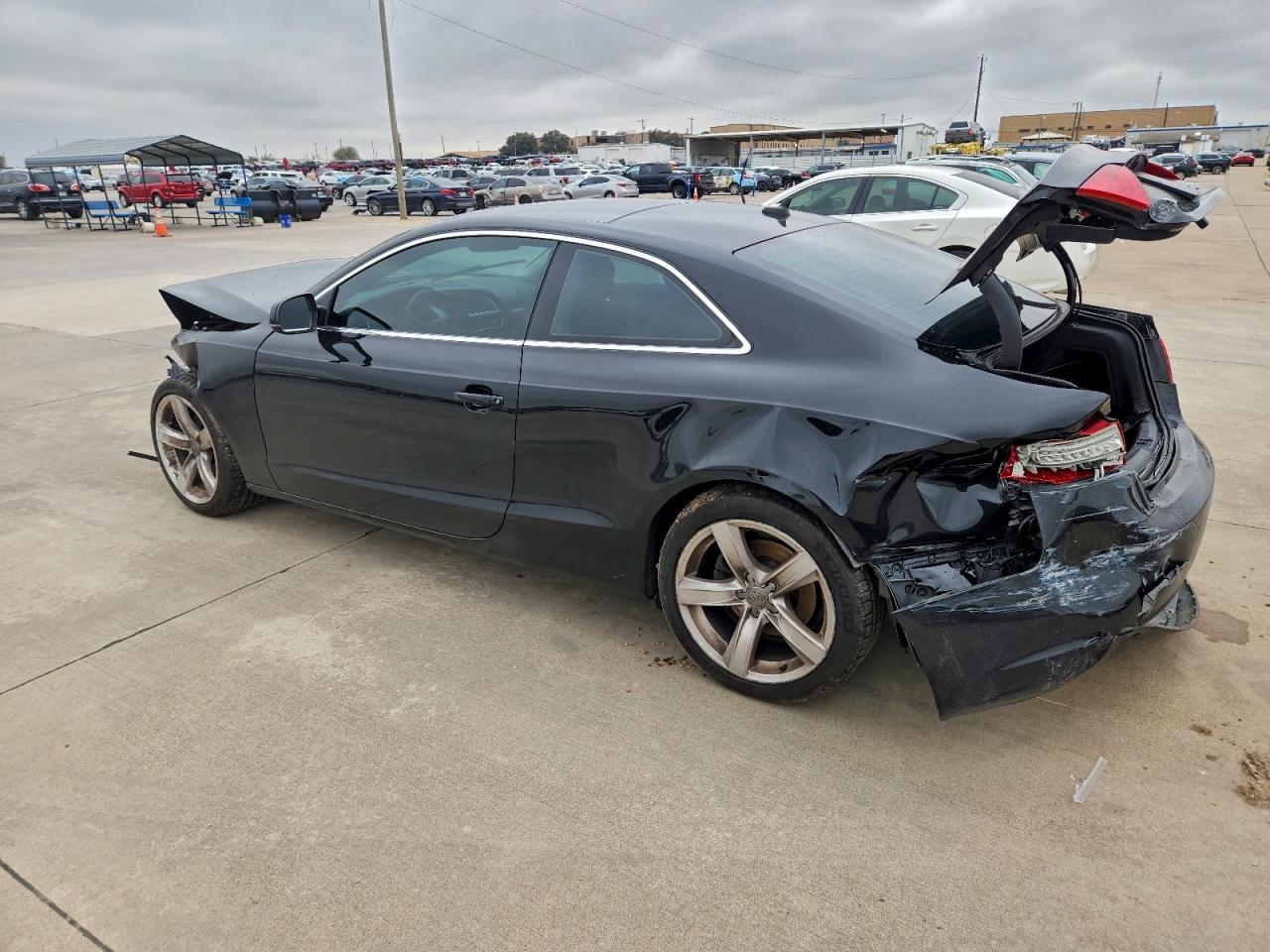 Audi A5 Premium Image 11