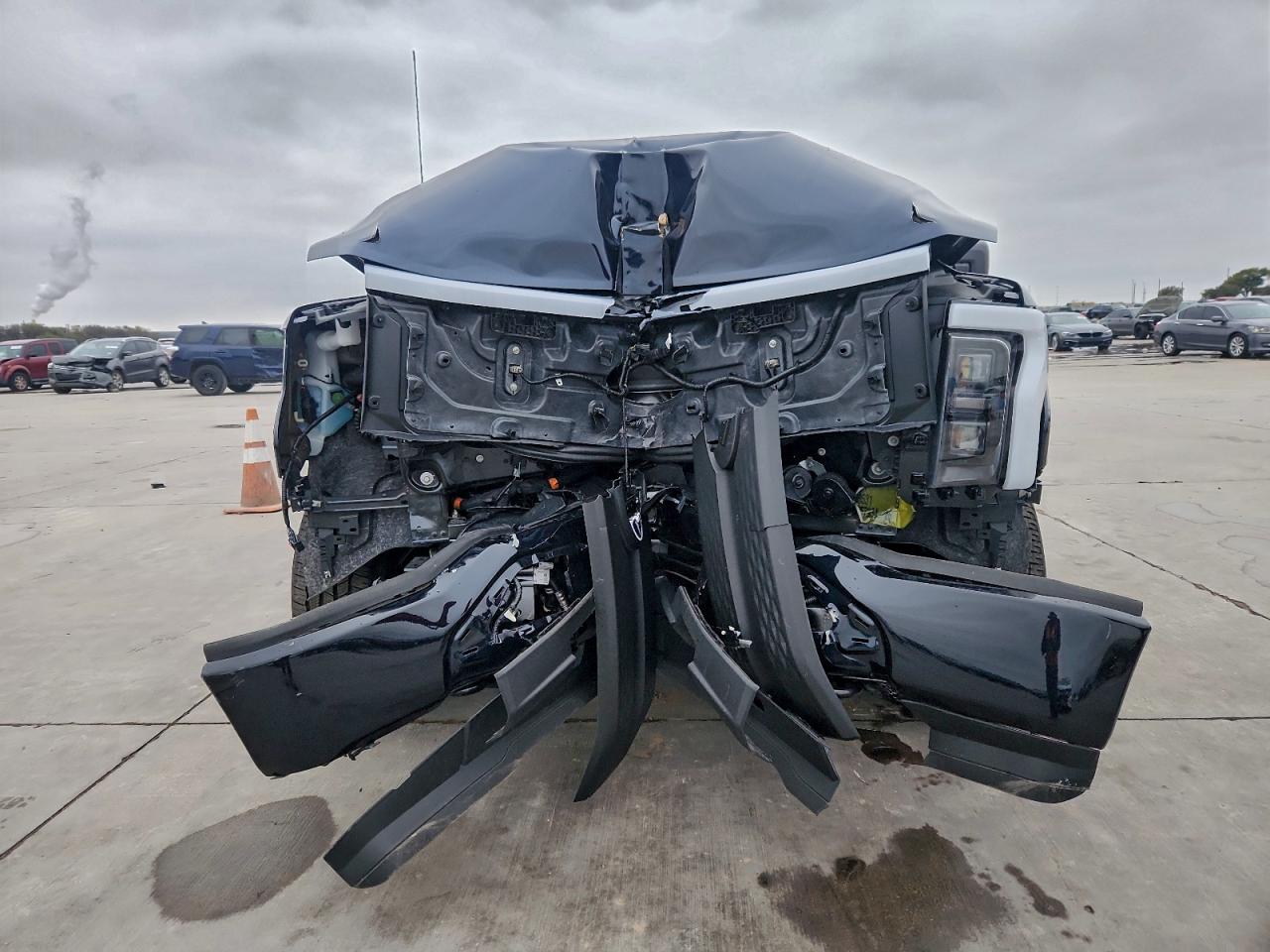 Ford F-150 Lightning Xlt Image 6