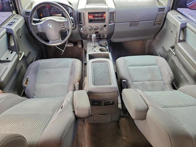 Nissan Titan Xe Image 9