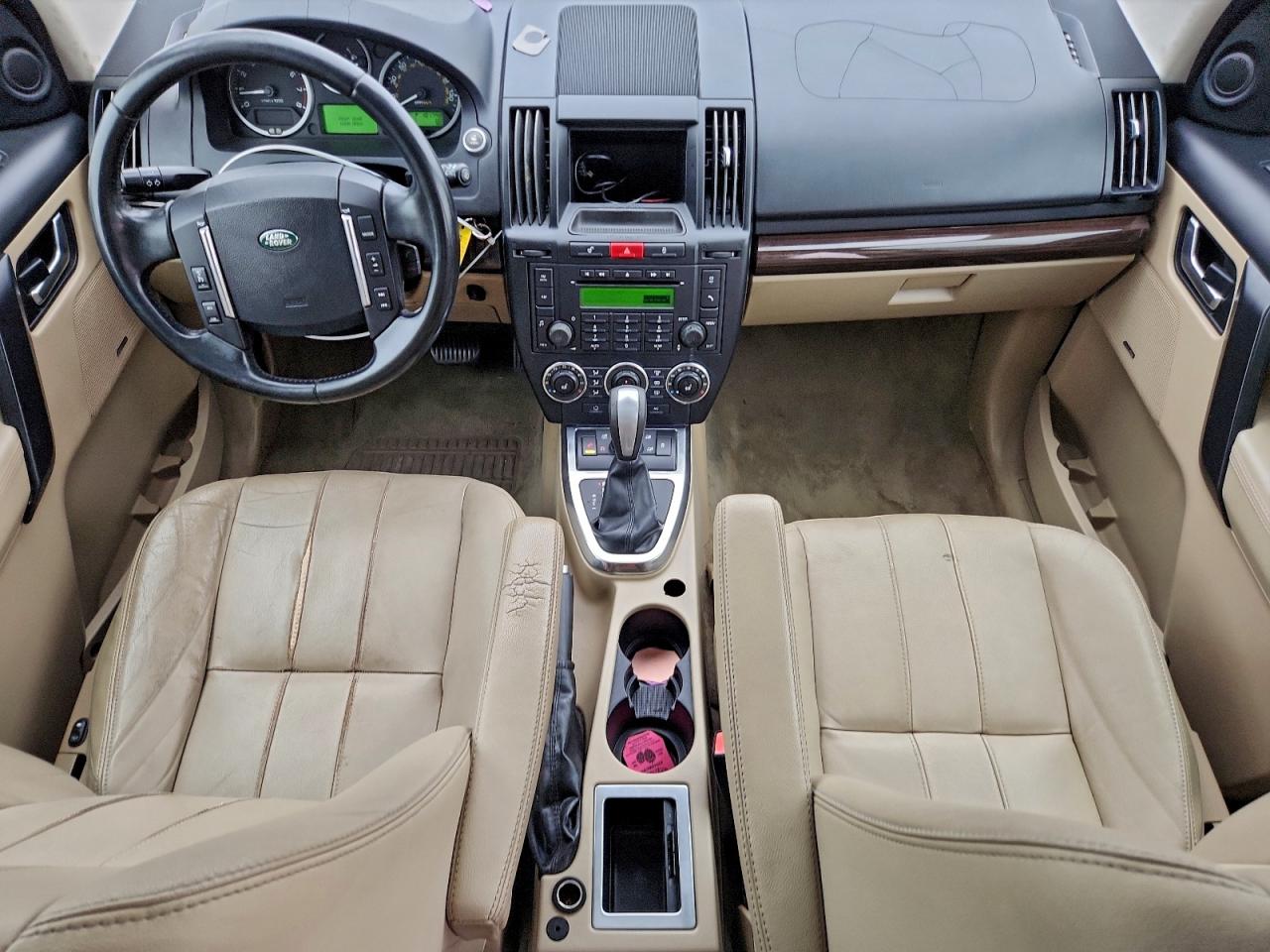 Land Rover LR2 Hse Image 8