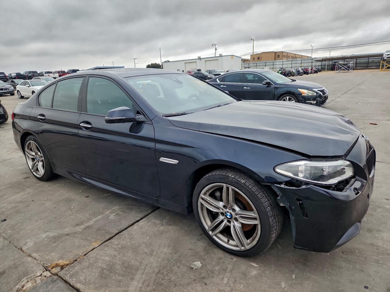 BMW 5 Series Xi Image 5