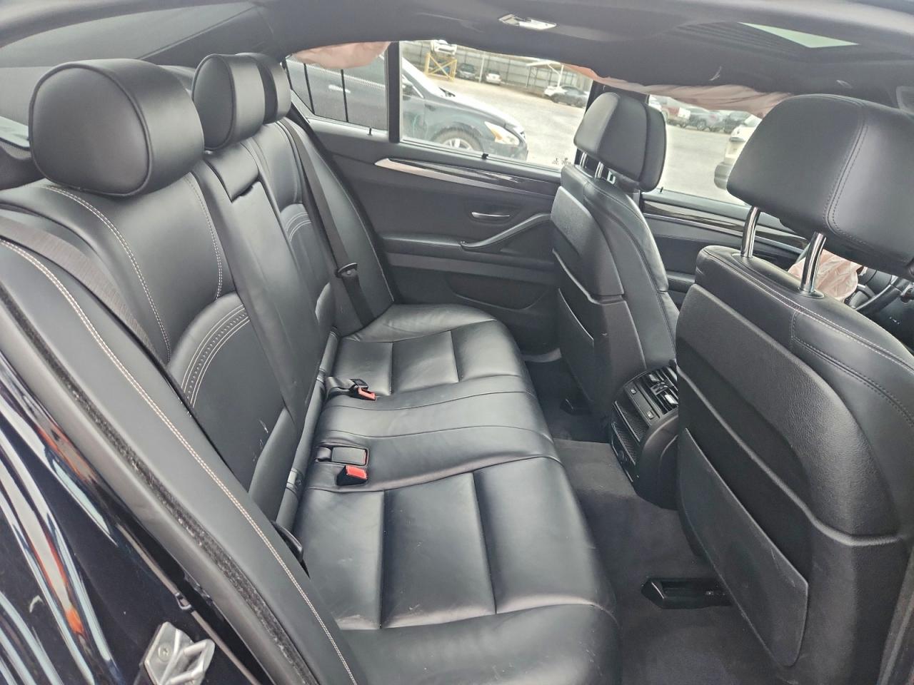 BMW 5 Series Xi Image 7