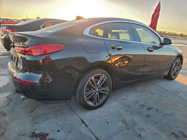 BMW 2 Series Image 5