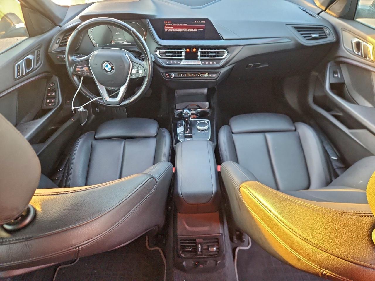 BMW 2 Series Image 12