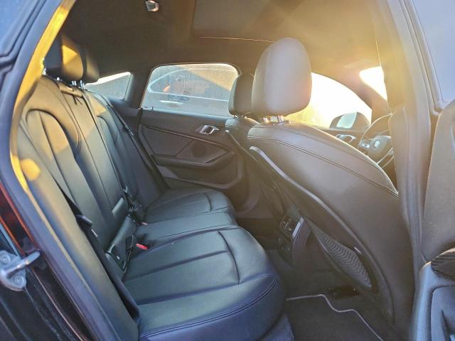 BMW 2 Series Image 9