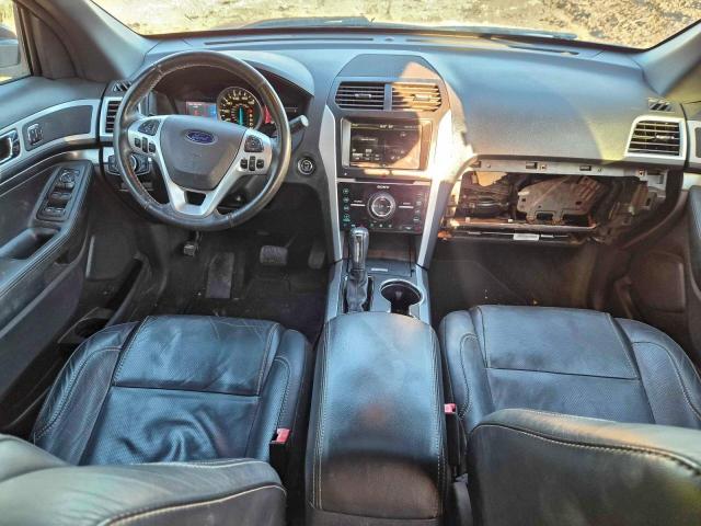 Ford Explorer Sport Image 4