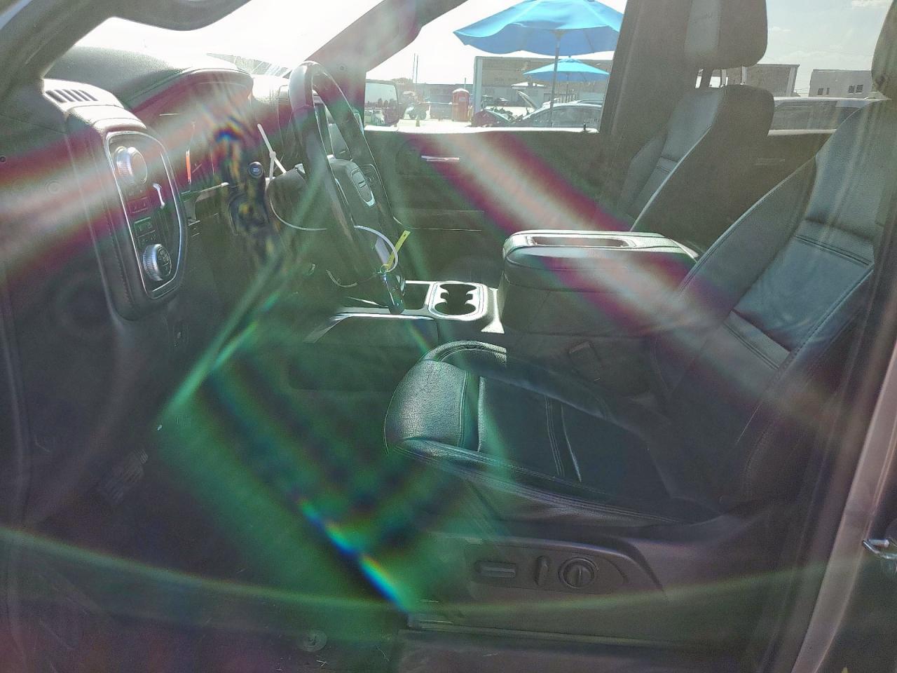 GMC Sierra K1500 Denali Image 4