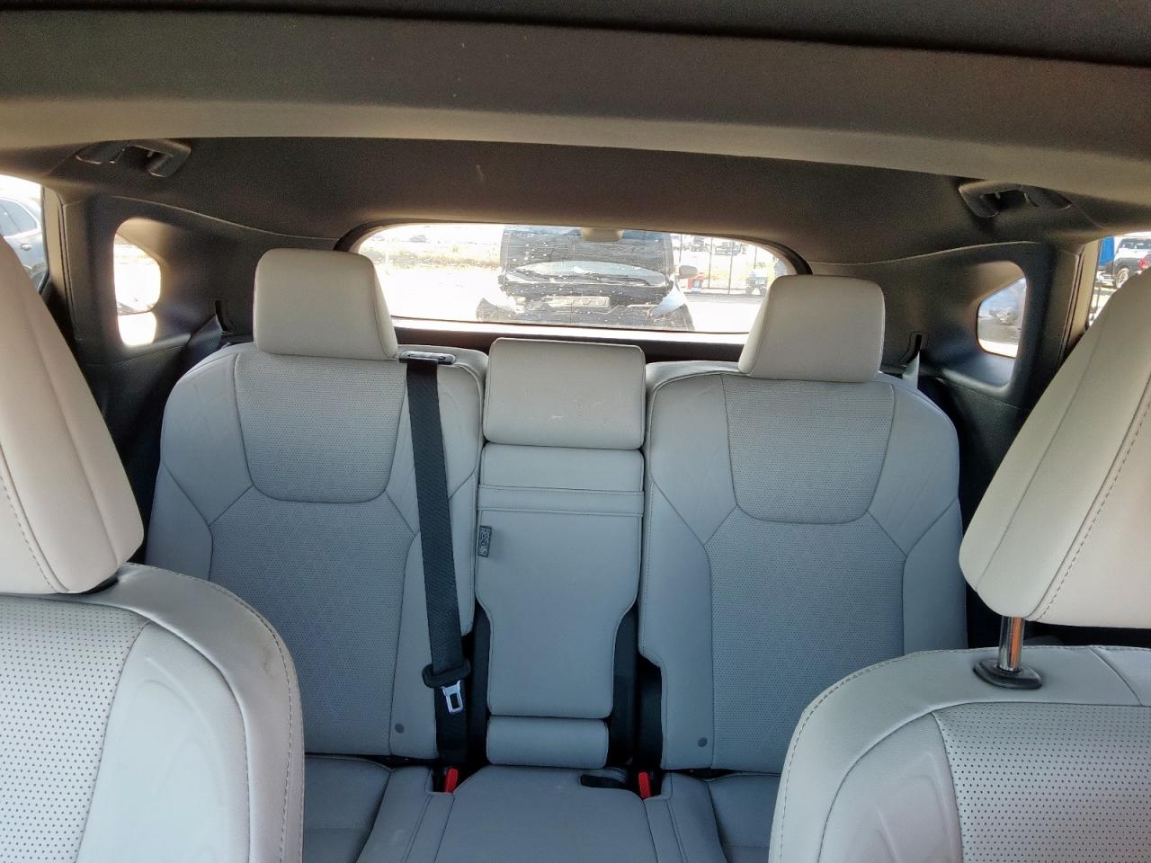 Lexus RX 350 Base Image 3