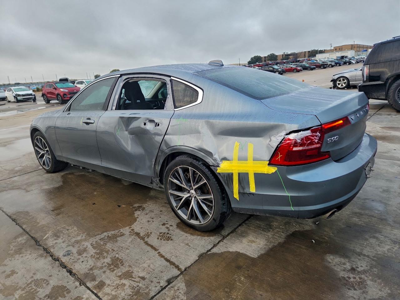 Volvo S90 T5 Momentum Image 6