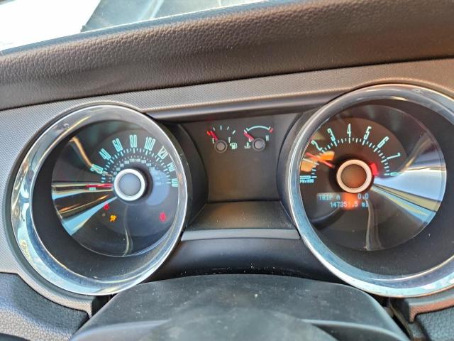 Ford Mustang Image 4