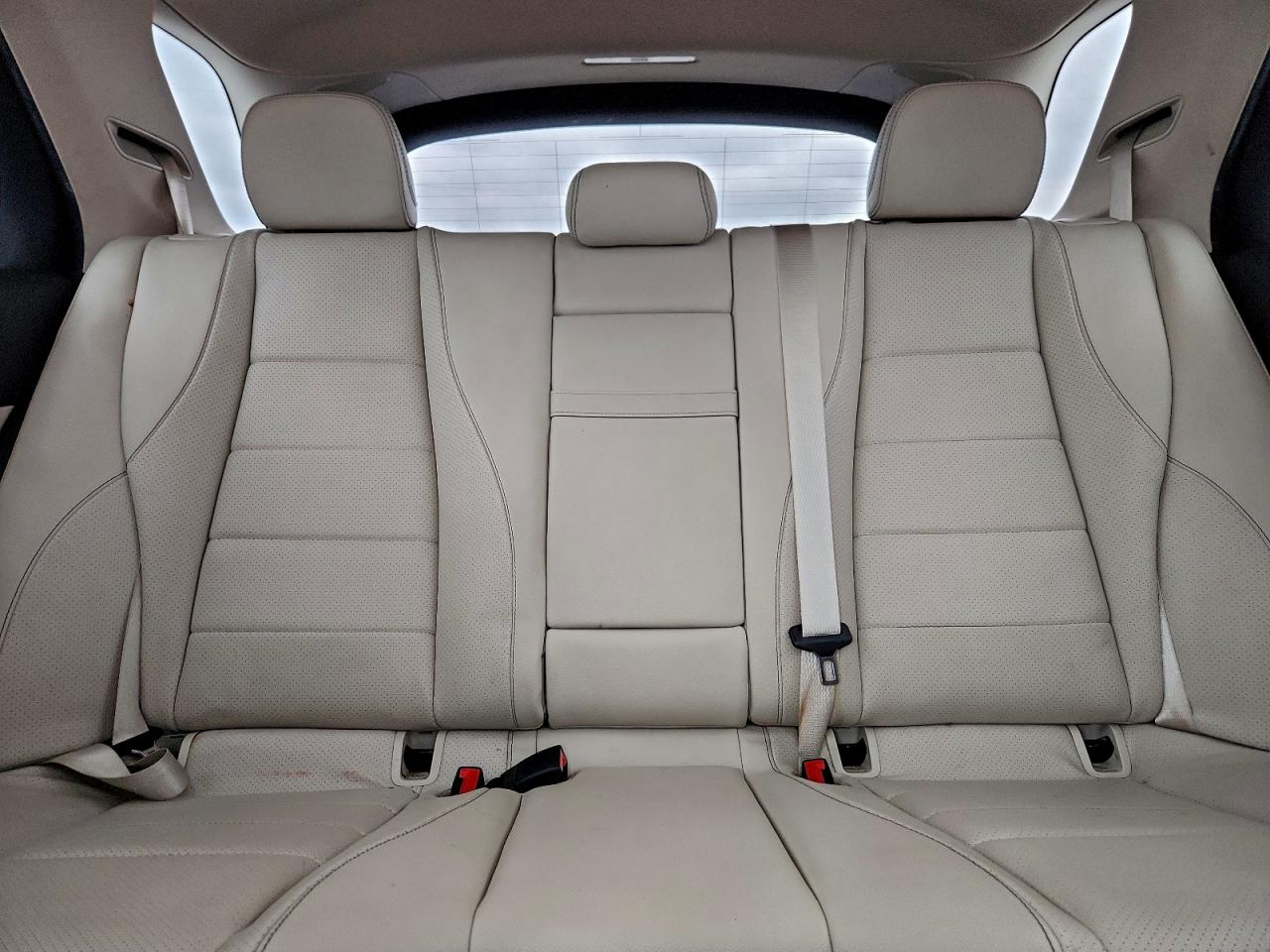 Mercedes-Benz GLE 350 Image 13