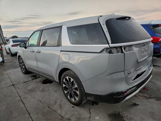 Kia Carnival Ex Image 12