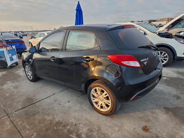 Mazda 2 Image 2