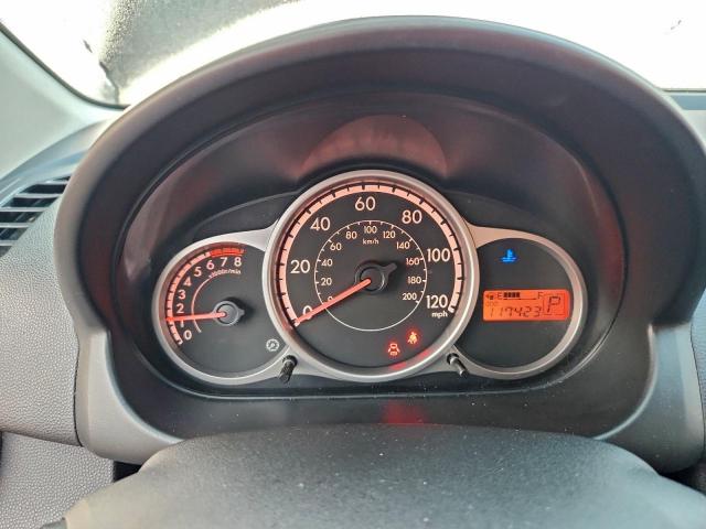 Mazda 2 Image 9