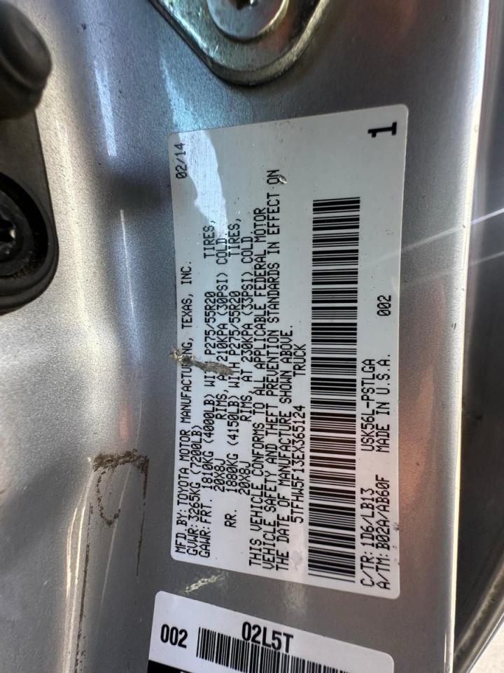 Toyota Tundra Crewmax Limited Image 10