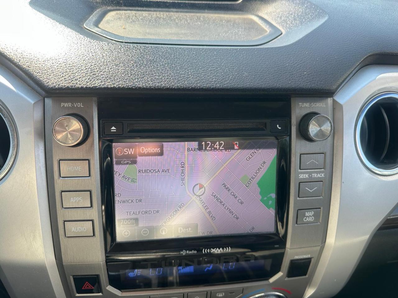 Toyota Tundra Crewmax Limited Image 13