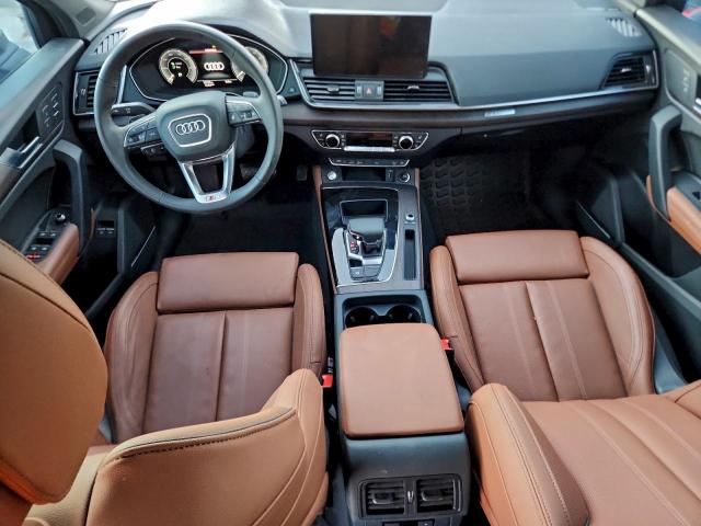 Audi Q5 Premium Plus 55 Image 2