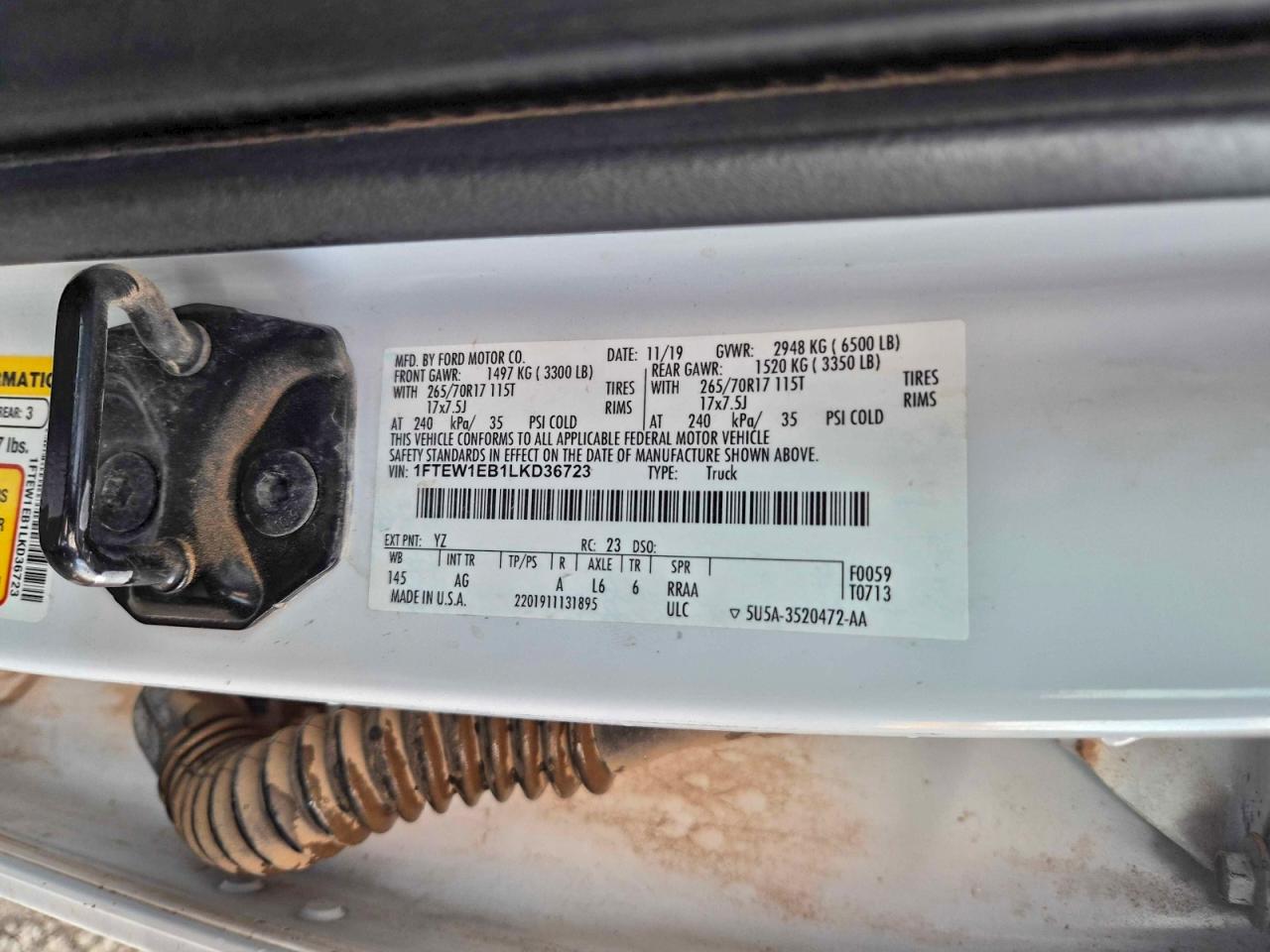 Ford F-150 Supercrew Image 9