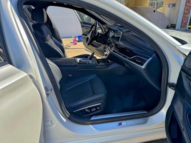 BMW 7 Series I Image 8