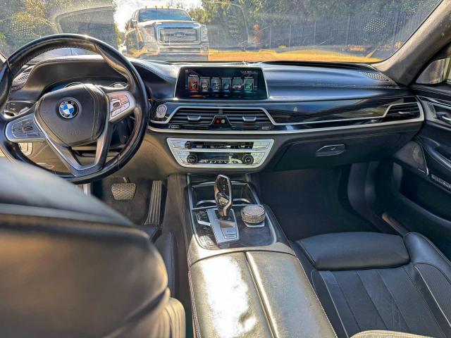 BMW 7 Series I Image 4