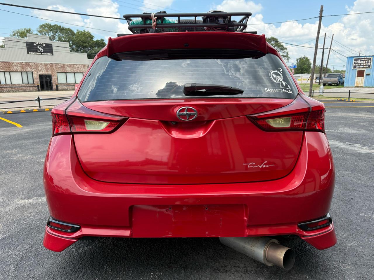 Toyota Scion Image 2