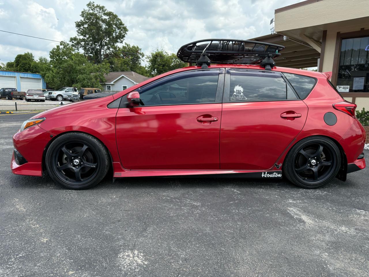 Toyota Scion Image 13