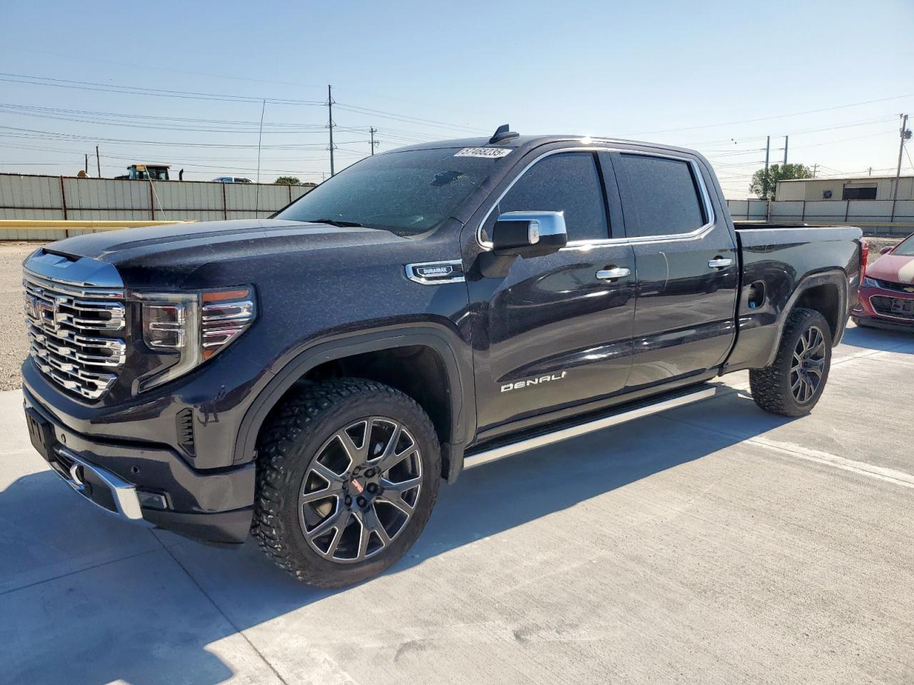 GMC Sierra K1500 Denali Image 1