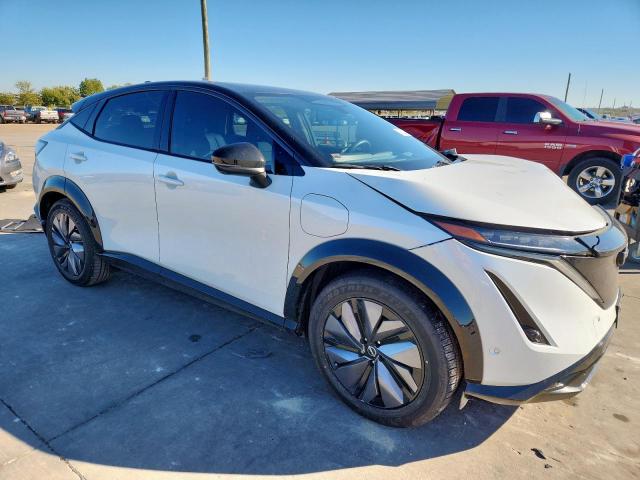 Nissan Ariya Platinum + Image 3