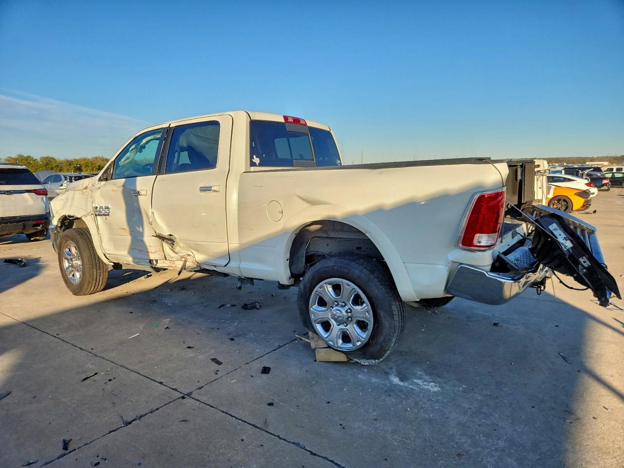 Ram 2500 Laramie Image 8