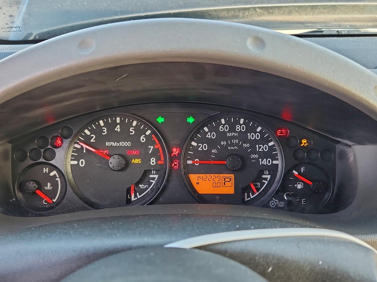 Nissan Xterra X Image 13