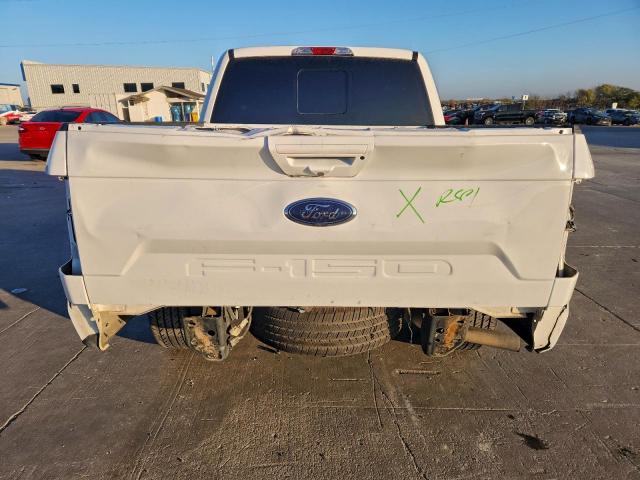 Ford F-150 Supercrew Image 11