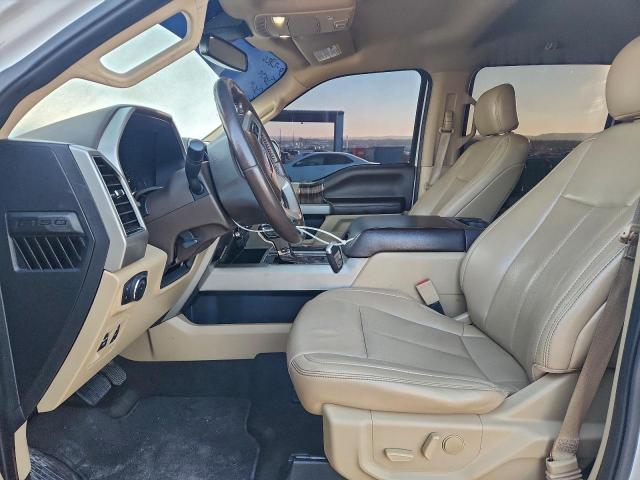 Ford F-150 Supercrew Image 6