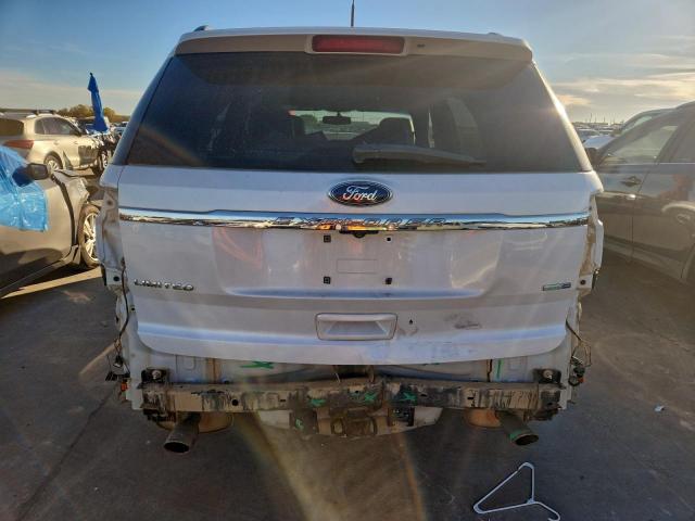 Ford Explorer Limited Image 10