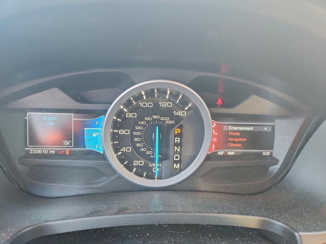 Ford Explorer Limited Image 7