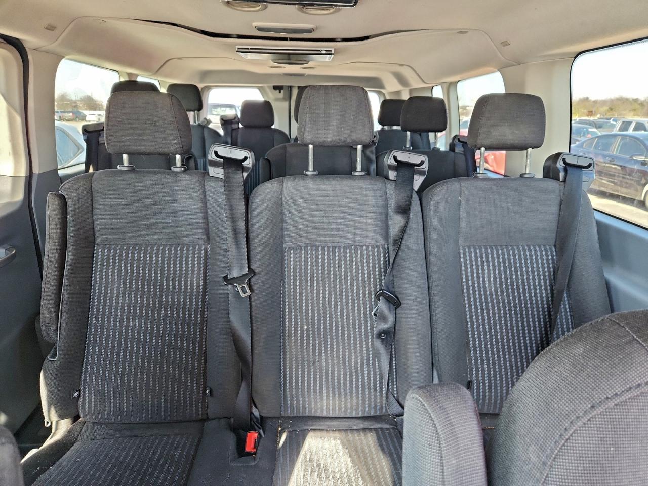 Ford Transit T-350 Image 13