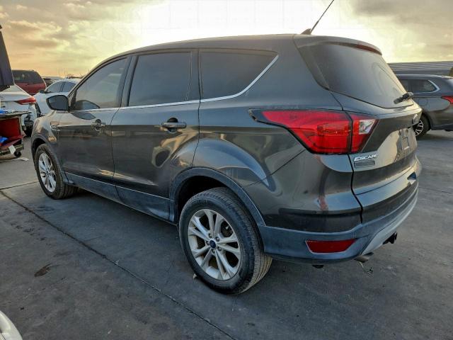 Ford Escape Se Image 2