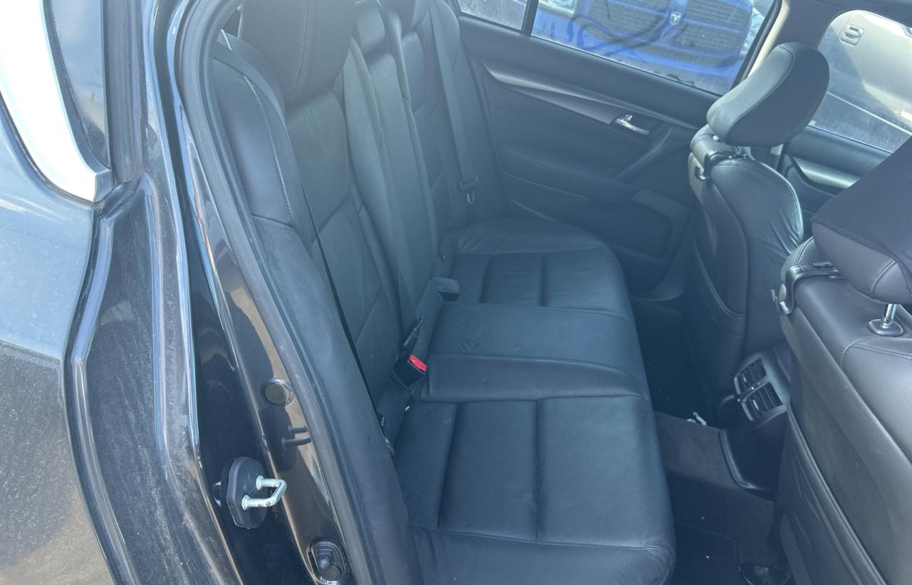 Acura TL Image 9