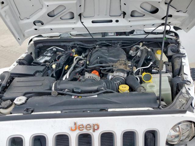Jeep Wrangler Sahara Image 9