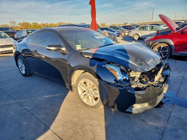 Nissan Altima S Image 3