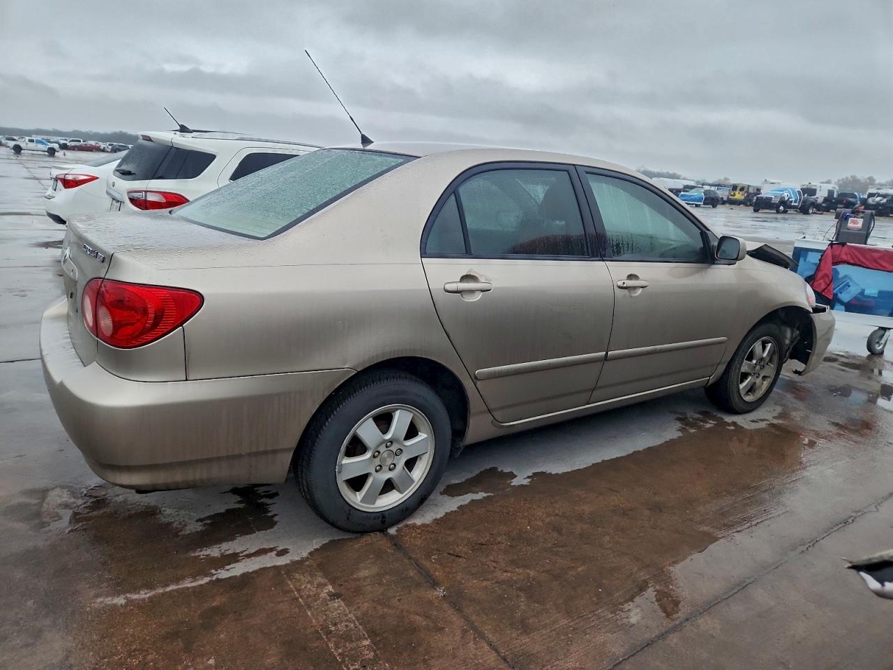 Toyota Corolla Ce Image 6