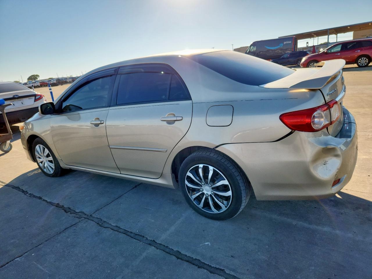 Toyota Corolla Base Image 4