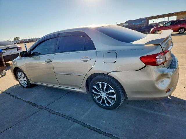 Toyota Corolla Base Image 4
